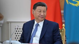 Xi Jinping defende política econômica mais 'proativa' na China em 2025