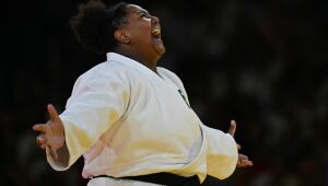 Olimpíadas 2024: Beatriz Souza vence israelense no judô e leva primeiro ouro do Brasil em Paris