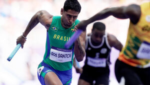 Atletismo: Brasil é sexto no revezamento 4x100m masculino e fica de fora da final