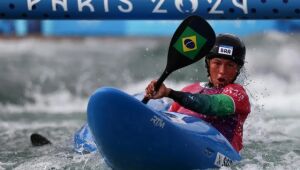 Ana Sátila avança às quartas do caiaque cross da canoagem slalom, e Pepê Gonçalves é eliminado