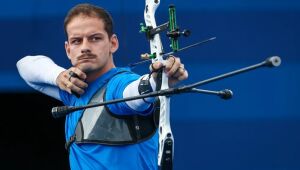 Marcus D'Almeida vê sul-coreano fazer prova quase perfeita e é eliminado no tiro com arco