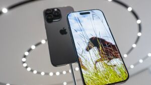 Vendas do iPhone caem 5% no último trimestre de 2024 após decepção com Inteligência Artificial