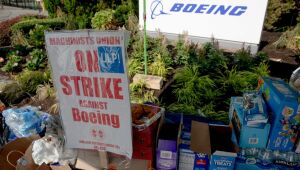 Boeing e sindicatos chegam a acordo provisório. Fim da greve será votado na segunda-feira (4)