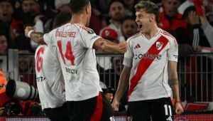 River Plate bate Colo Colo e aguarda Atlético-MG ou Fluminense na semi da Libertadores