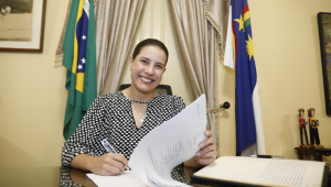 Raquel Lyra assina contratos para construção de 272 moradias em Pernambuco