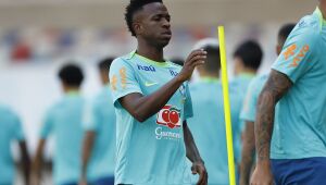 Dorival confirma a volta de Vini Jr no ataque da Seleção Brasileira para enfrentar a Venezuela