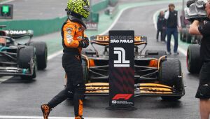 Lando Norris domina pista molhada de Interlagos e conquista pole do GP do Brasil de F1