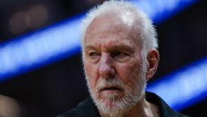 Gregg Popovich sofreu 'derrame cerebral leve', informam Spurs