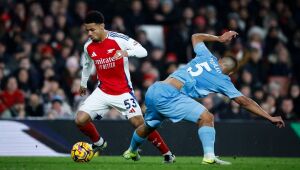 Arsenal vence Nottingham Forest e encerra série negativa no Inglês