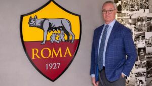 Claudio Ranieri voltará a treinar a Roma aos 73 anos