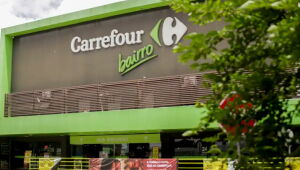 Em convênio com governo federal, Carrefour chega a 53 mil contratados do programa Bolsa Família