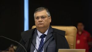 Dino dá 30 dias para governo padronizar normas sobre uso de emendas em universidades