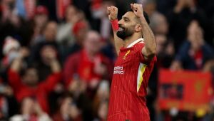 Liverpool vence o Manchester City com autoridade e abre 11 pontos sobre o rival na Premier League 