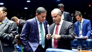 Mourão e Rogério Marinho decidem acionar STF para visitar Braga Netto na prisão