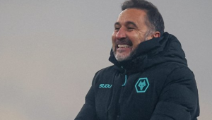 Vítor Pereira elogia Matheus Cunha após vitória dos Wolves: 'É um jogador top, especial'