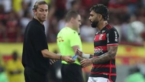 Gabigol define Filipe Luís como 'melhor do País' e crava: 'Próximo treinador da Seleção'