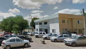 Polícia prende foragido da Penitenciária de Petrolina jogando futebol em quadra de Araripina