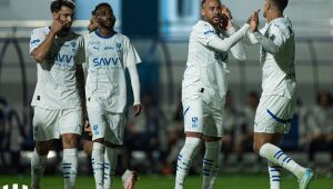 Neymar marca gol e participa de outro em amistoso do Al-Hilal; confira