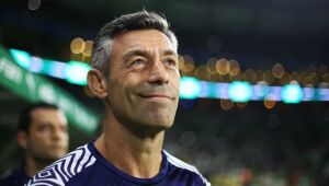 Santos anuncia Pedro Caixinha como novo técnico