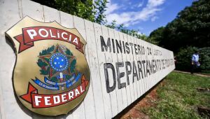 Polícia Federal abre inquérito para investigar R$ 4,2 bi em emendas