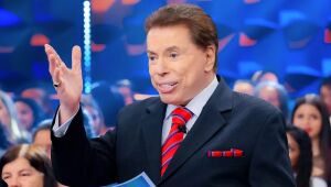 Após declaração de Zezé, internautas resgatam encontros de Silvio Santos com autoridades