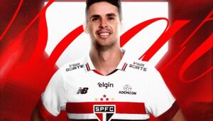 São Paulo oficializa contratação do meia Oscar