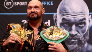 Ex-campeão dos pesos-pesados Tyson Fury anuncia sua aposentadoria do boxe