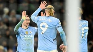 Com 2 de Haaland, City goleia West Ham e vence 2ª seguida; Arsenal tropeça