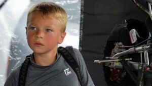 Promessa do motociclismo: Sid Veijer, piloto de 7 anos, morre após sofrer acidente na Holanda