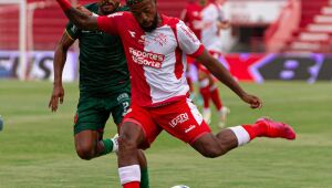 Náutico empata com Petrolina, nos Aflitos, na estreia do Campeonato Pernambucano