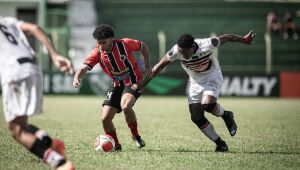 Operário-PR x Santa Cruz: saiba onde assistir o duelo pela liderança do Grupo 3