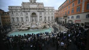Turistas terão que pagar para acessar Fontana di Trevi, anuncia o prefeito de Roma