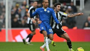 Chelsea acorda no segundo tempo e João Pedro evita derrota para o Newcastle