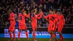 Barcelona sofre diante de rival da 3ª Divisão, mas se classifica para as oitavas na Copa do Rei
