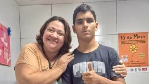 Em carta de Natal, jovem morto por leoa em zoo pediu amor da mãe e felicidade que nunca teve