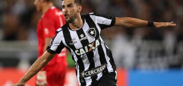 Rodrigo Pimpão, ex-Botafogo e Vasco, anuncia aposentadoria do futebol