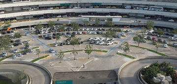 Voo da United Airlines realiza pouso de emergência no Aeroporto do Galeão, no Rio