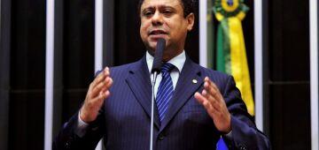 Relator diz que veto a desoneração foi erro e Maia fala que Congresso pode derrubar