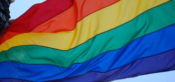 Com tema "Mãe, amor que cura LGBTfobia", Parada da Diversidade de Casa Amarela ocorre no domingo (7)