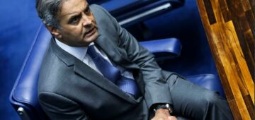 Entrevista: Aécio diz que Câmara busca "compreensão do Supremo" em alternativa para anistia