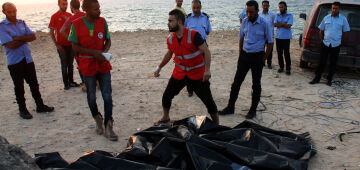 Mais de 40 migrantes supostamente mortos em naufrágio na costa da Líbia