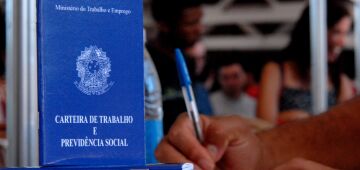 Ministro Aloysio Veiga rebate Gilmar, diz que CLT segue atual e cobra defesa do TST