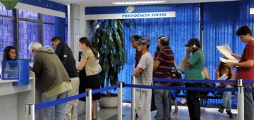 Prova de vida do INSS volta a cortar benefícios em junho