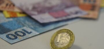 Pagamento de impostos adiados faz arrecadação avançar 9,5% em outubro