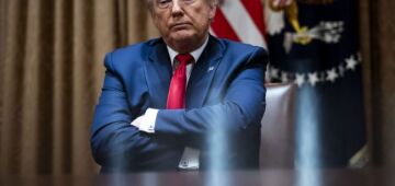 Trump tenta recuperar sua imagem deteriorada pela pandemia