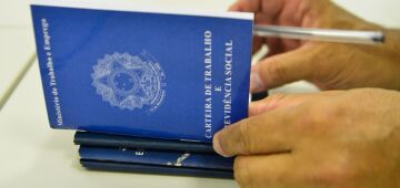 País registra criação de 394,9 mil vagas de emprego em outubro
