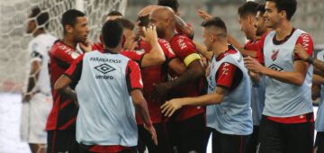 Com surto de Covid-19, Athletico-PR desafia River Plate na Libertadores