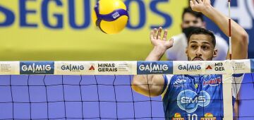 Pernambucano mostra habilidade dos tempos de zagueiro no Sport e se destaca na Superliga