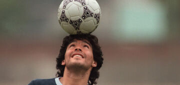 'Se morrer, quero voltar a nascer e ser Diego Armando', disse Maradona