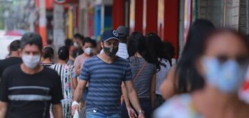 Brasil contabiliza quase 43 mil novos casos de Covid-19